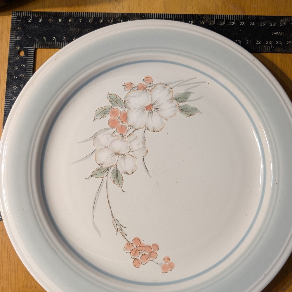Pair Of Impressions White and Peach Floral Dinner Plate